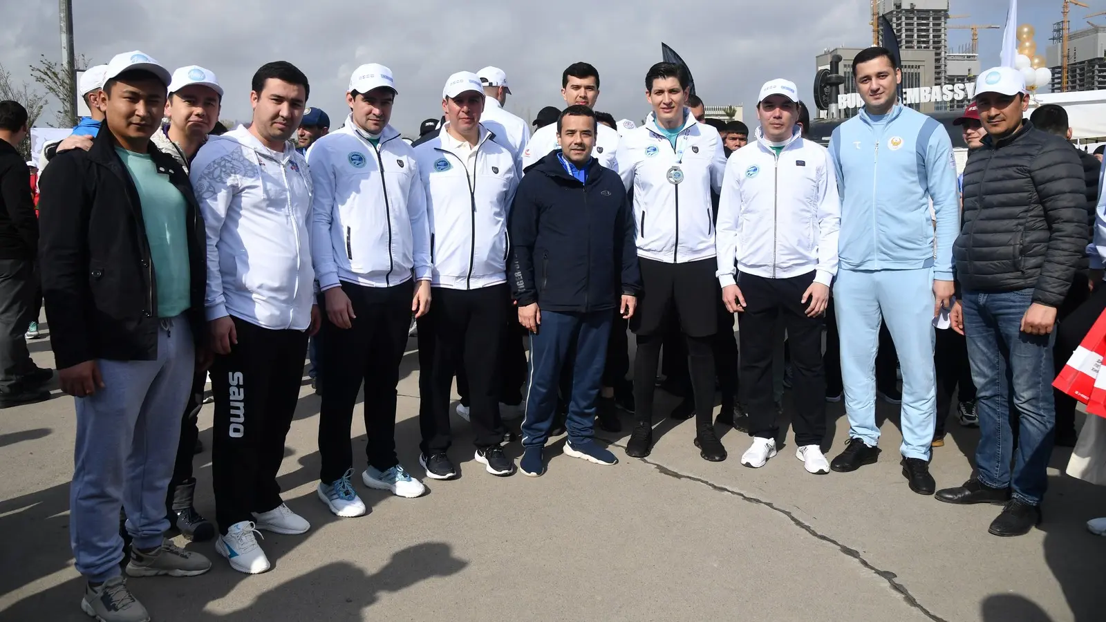 Participants in a public physical-activity event in Tashkent