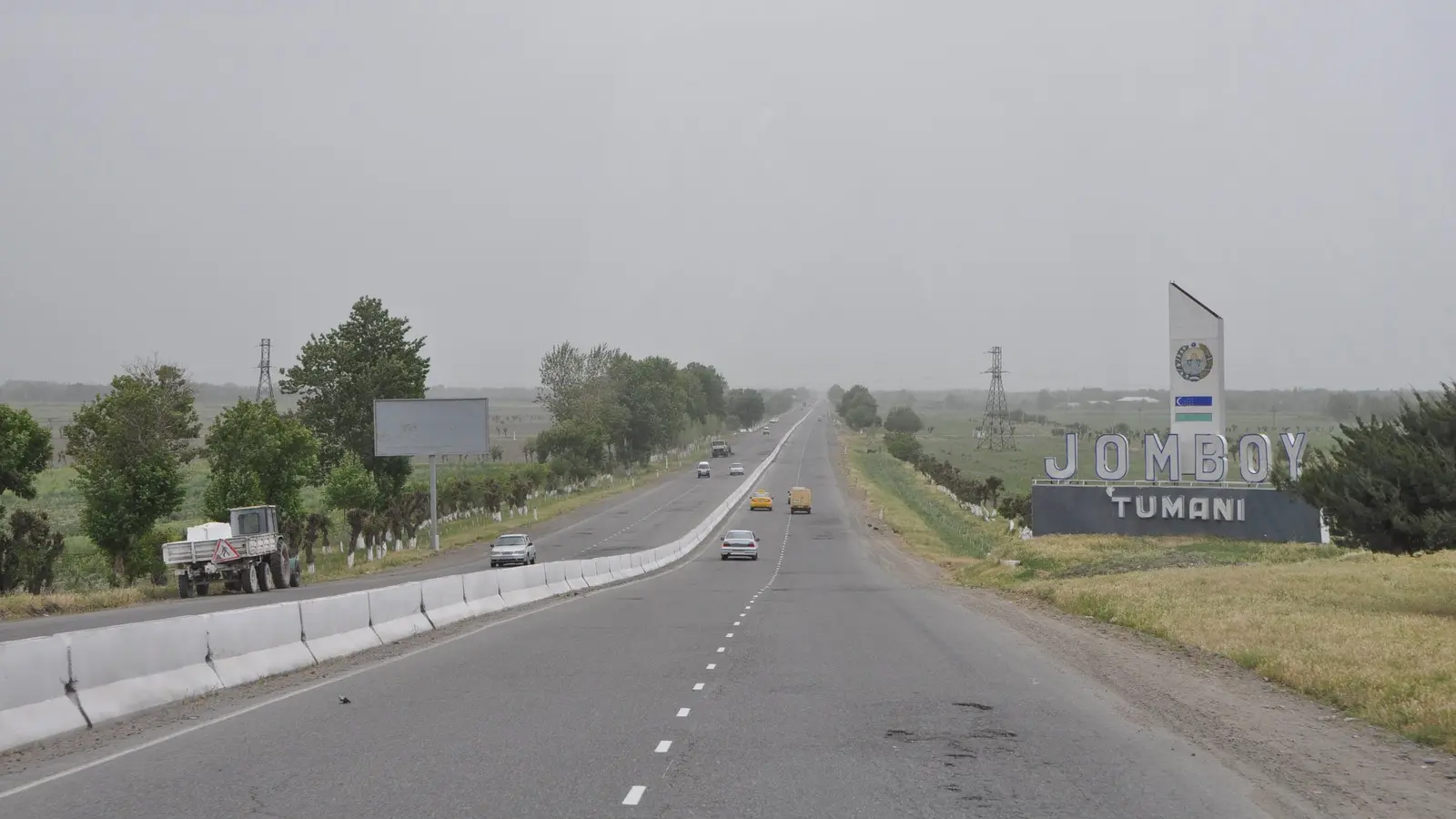 The M39 highway near Jomboy in Uzbekistan’s Samarkand region