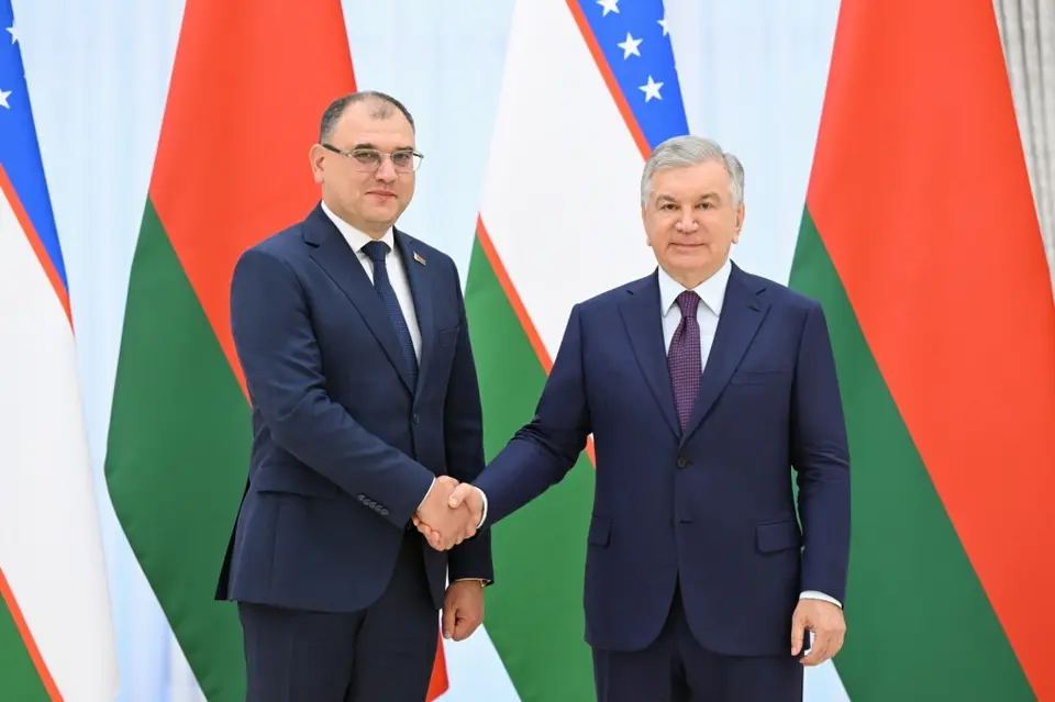 Shavkat Mirziyoyev at a meeting with the delegation of Belarus