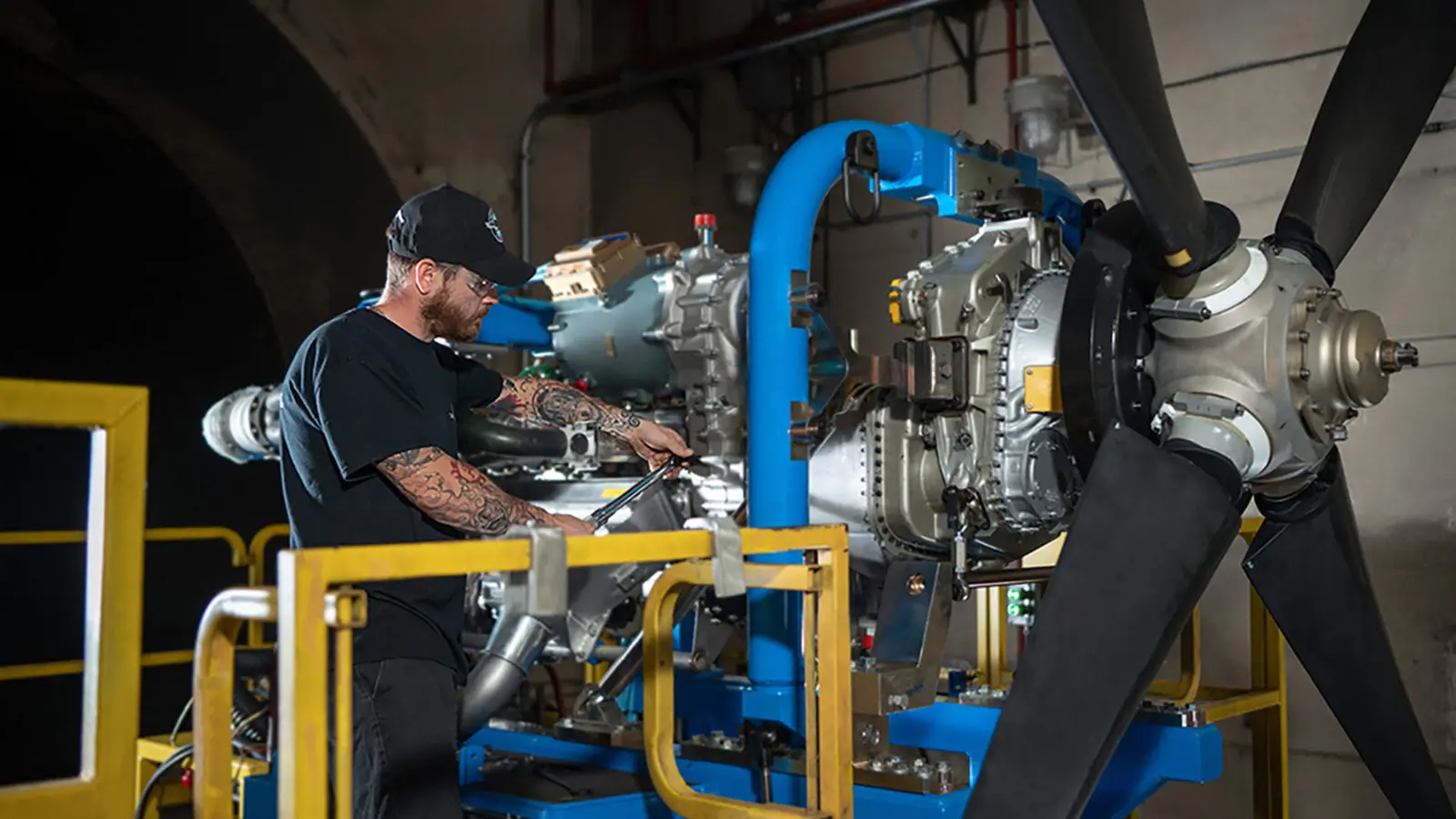 Pratt & Whitney Canada hybrid-electric propulsion system on a test stand