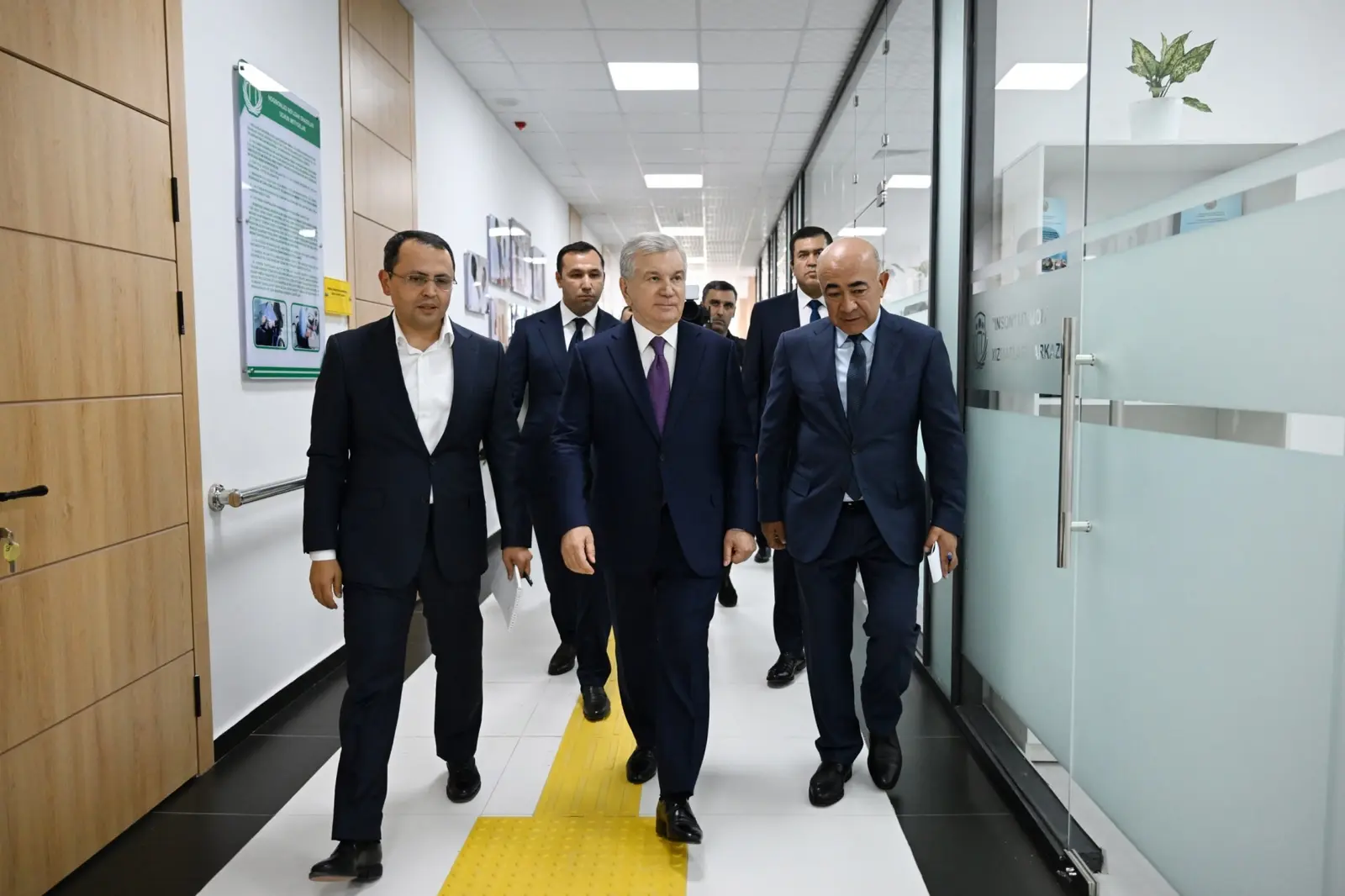 Shavkat Mirziyoyev tours the new social protection complex in Nurafshan