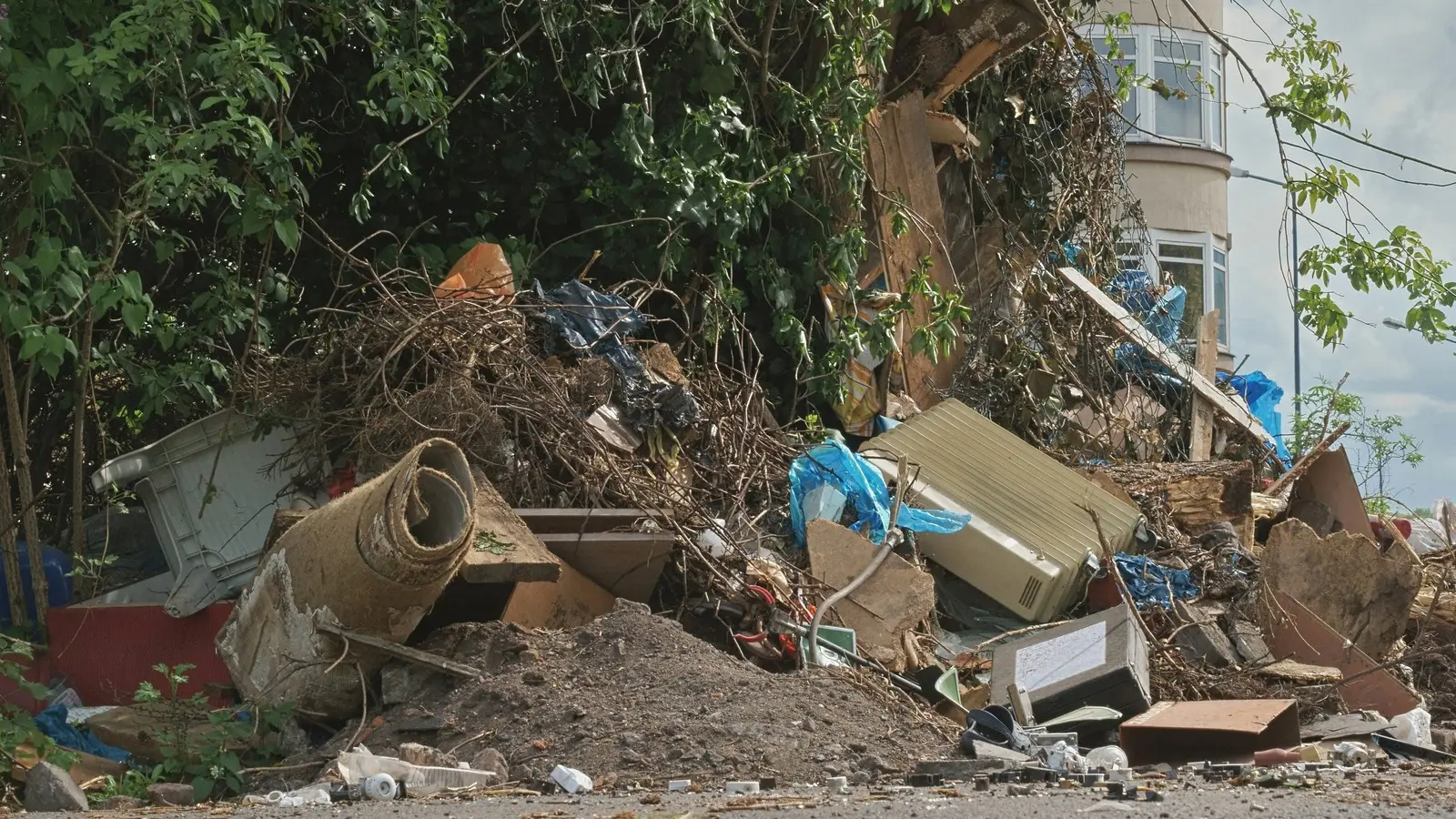 Illustrative photo of illegally dumped construction waste